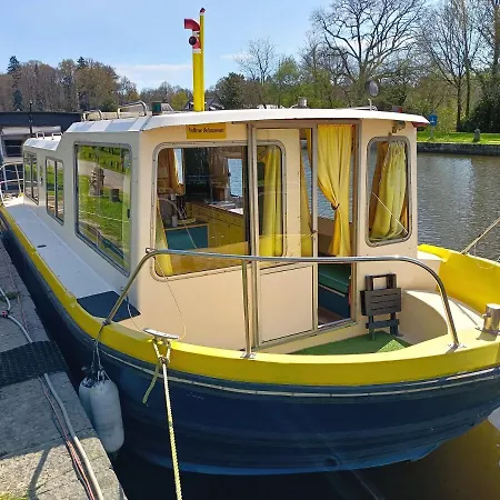 Frühstückspension Ille Flottante, Maison Eclusiere Et Hebergements Insolites Sur Le Canal